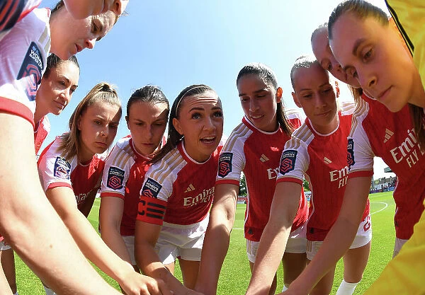 Arsenal Women's Team: Katie McCabe Inspires Players Before Arsenal vs. Aston Villa (2022-23)