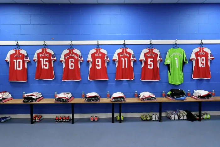 Framed Print : Arsenal Women's Team: Pre-Match Huddle before FA WSL Cup Clash against Reading