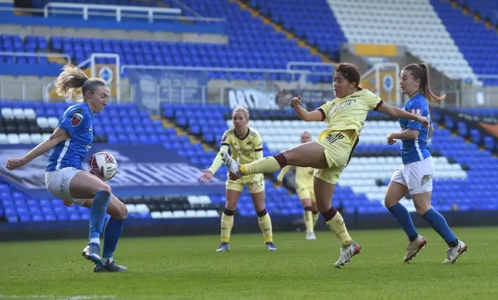 Framed Print : Arsenal Women's Thrilling Victory Over Birmingham City in WSL 1 (09 / 01 / 2022)
