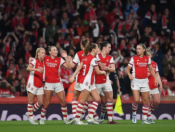 Arsenal Women's Triumph: Caitlin Foord Nets Brace in Exciting FA WSL Clash vs. Tottenham