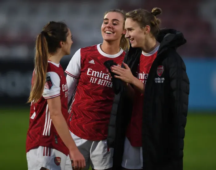 Framed Print : Arsenal Women's Triumph: Evans, Roord, and Miedema Celebrate Victory