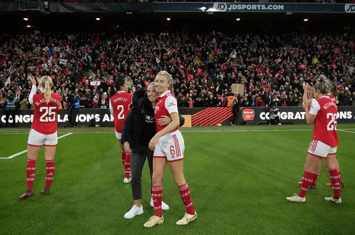 Framed Print : Arsenal Women's Triumph: FA WSL Cup Final Victory over Chelsea