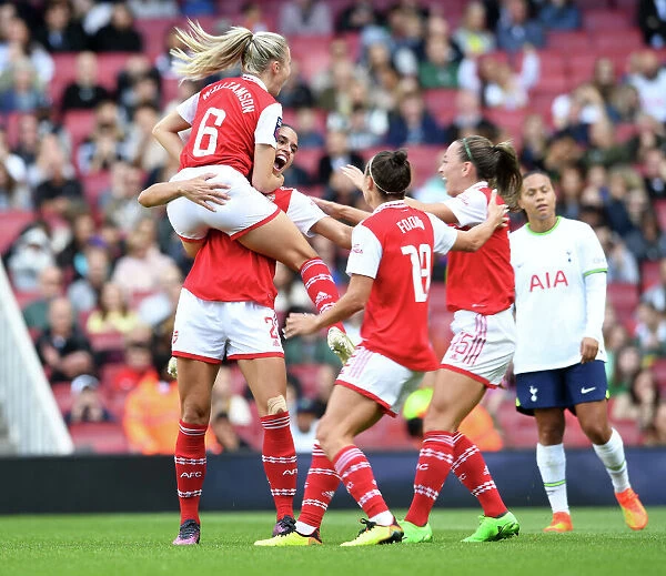 Arsenal Women's Triumph: Rafaelle Souza's Hat-Trick Secures 3-0 Victory Over Tottenham Hotspur