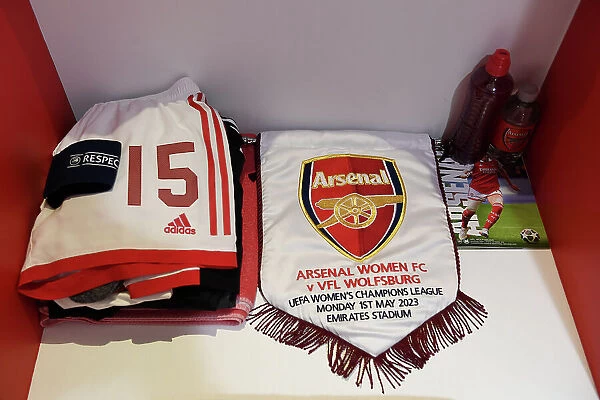 Arsenal Women's UEFA Champions League Semifinal: A Glimpse into the Pre-Match Dressing Room at Emirates Stadium