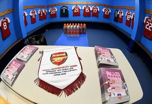 Arsenal Women's Unity: Pre-Match Huddle in Continentaal Cup Final Dressing Room (vs. Manchester City Ladies)