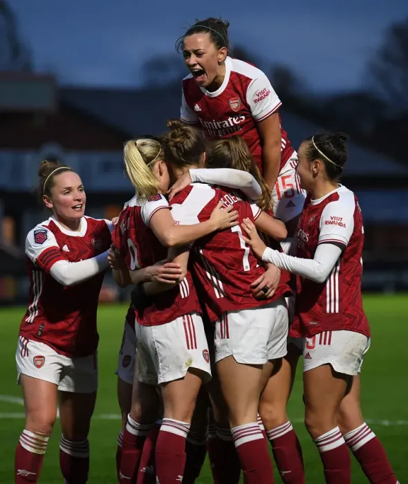 Framed Print : Arsenal Women's Victory: Beth Mead Scores Dramatic Goal Against Chelsea Women in FA WSL Match