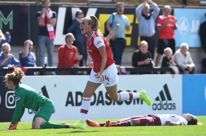 Framed Print : Arsenal Women's Victory: Jill Roord Scores Second Goal Against West Ham United (2019-20) Framed Print : Arsenal Women's Victory: Jill Roord Scores Second Goal Against West Ham United (2019-20)