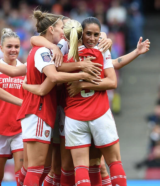 Arsenal Women's Victory: Rafaelle Souza's Hat-Trick Secures Triumph over Tottenham Hotspur (2022-23)