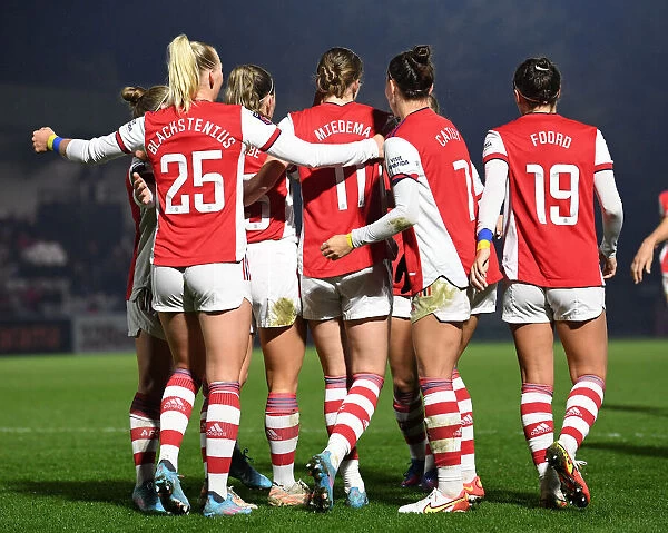 Arsenal Women's Victory: Vivianne Miedema Scores First Goal vs. Reading in FA WSL