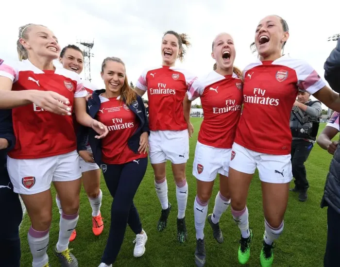 Framed Print : Arsenal Women's Victory: Williamson, Walti, Bloodworth, Mead, and McCabe Celebrate Over Manchester City