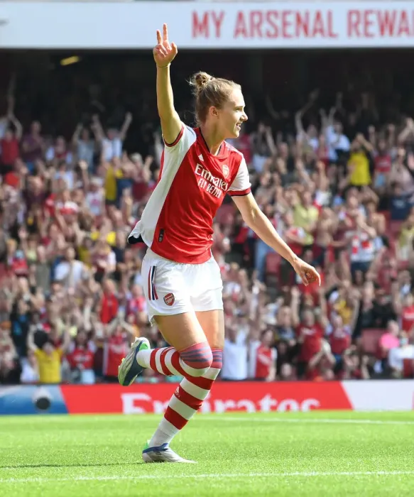 Framed Print : Arsenal Women's Vivianne Miedema Scores Thrilling Goal Against Chelsea Women in FA WSL 2021-22 Framed Print : Arsenal Women's Vivianne Miedema Scores Thrilling Goal Against Chelsea Women in FA WSL 2021-22