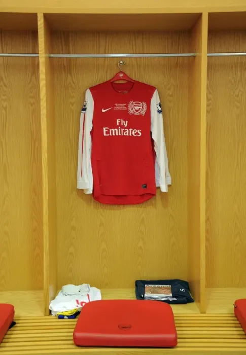 Framed Print : Arsenal's 125th Anniversary: A Premier League Celebration vs. Everton at Emirates Stadium (2011)