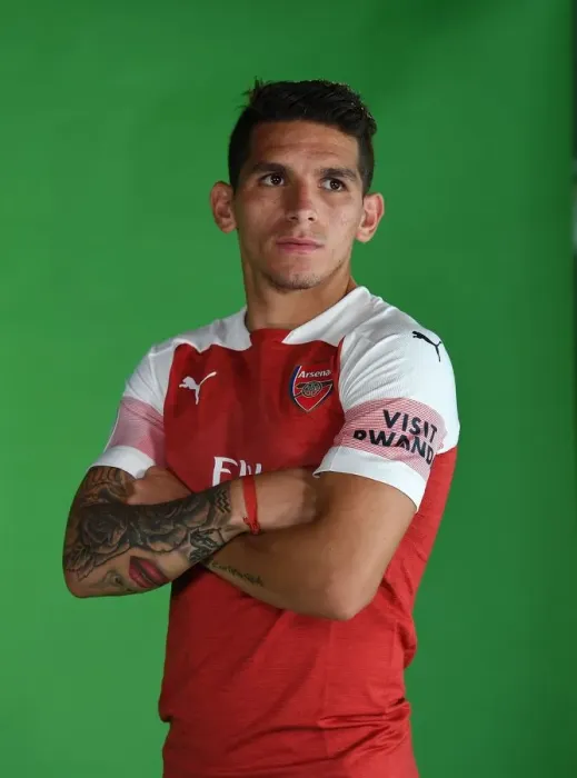 Framed Print : Arsenal's 2018 / 19 First Team: Lucas Torreira at the Team Photo Call