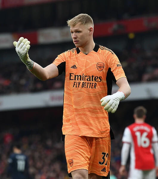 Arsenal's Aaron Ramsdale in Action: Arsenal vs Burnley, Premier League 2021-22