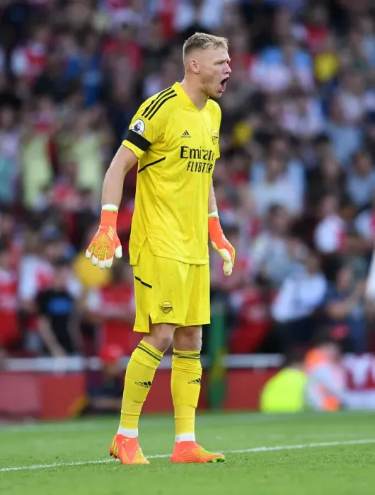 Framed Print : Arsenal's Aaron Ramsdale in Action: Arsenal vs. Fulham, 2022-23 Premier League Framed Print : Arsenal's Aaron Ramsdale in Action: Arsenal vs. Fulham, 2022-23 Premier League