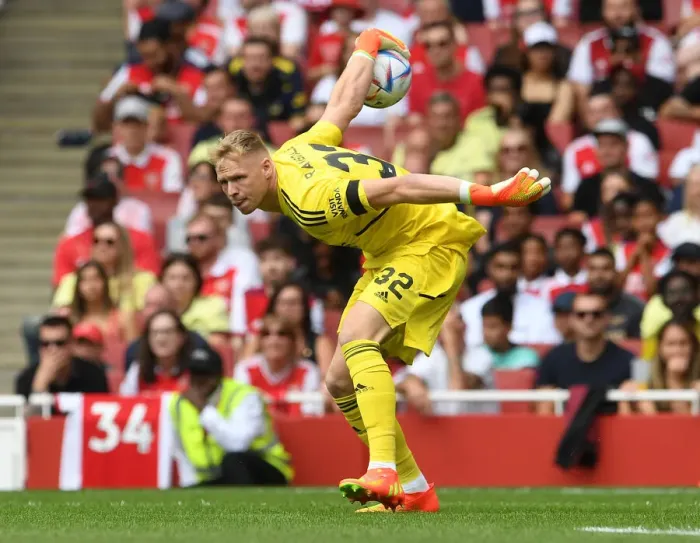 Framed Print : Arsenal's Aaron Ramsdale in Action Against Sevilla at Emirates Cup 2022