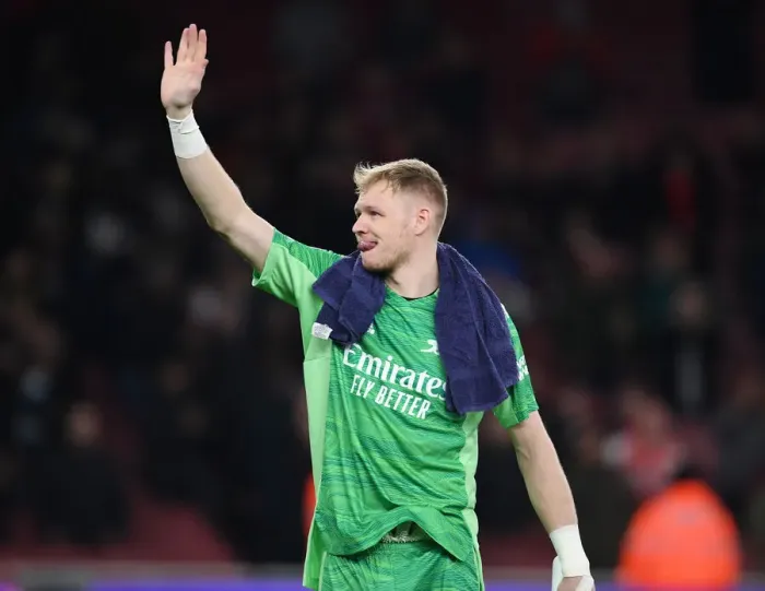 Framed Print : Arsenal's Aaron Ramsdale Celebrates Victory over West Ham United with Fans (2021-22) Framed Print : Arsenal's Aaron Ramsdale Celebrates Victory over West Ham United with Fans (2021-22)