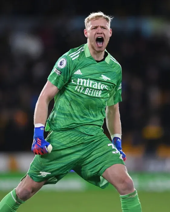 Framed Print : Arsenal's Aaron Ramsdale: Celebrating Victory over Wolverhampton Wanderers in the Premier League