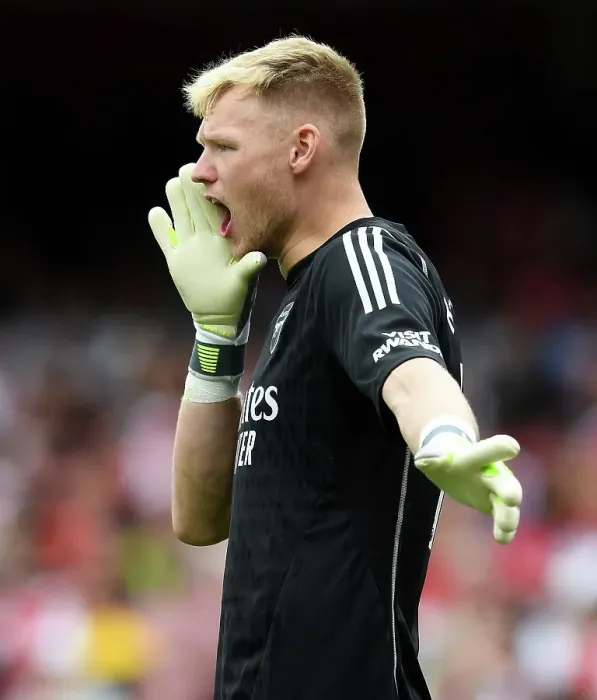 Framed Print : Arsenal's Aaron Ramsdale Debuts in Premier League: Arsenal vs. Nottingham Forest (2023-24) Framed Print : Arsenal's Aaron Ramsdale Debuts in Premier League: Arsenal vs. Nottingham Forest (2023-24)