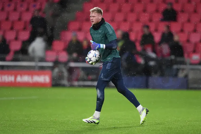 Framed Print : Arsenal's Aaron Ramsdale Gears Up for PSV Eindhoven Showdown in Champions League (2023-24) Framed Print : Arsenal's Aaron Ramsdale Gears Up for PSV Eindhoven Showdown in Champions League (2023-24)