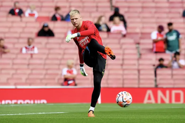 Framed Print : Arsenal's Aaron Ramsdale Gears Up: Arsenal FC vs. Fulham FC, Premier League 2023-24 Framed Print : Arsenal's Aaron Ramsdale Gears Up: Arsenal FC vs. Fulham FC, Premier League 2023-24