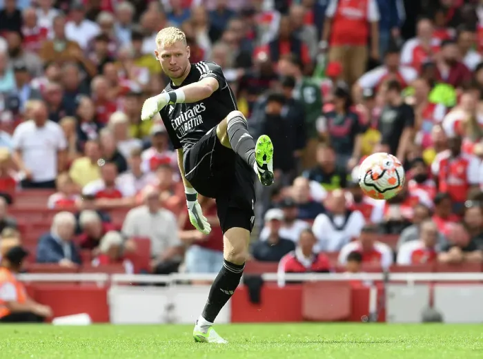 Framed Print : Arsenal's Aaron Ramsdale Makes Premier League Debut: Arsenal vs. Nottingham Forest (2023-24) Framed Print : Arsenal's Aaron Ramsdale Makes Premier League Debut: Arsenal vs. Nottingham Forest (2023-24)