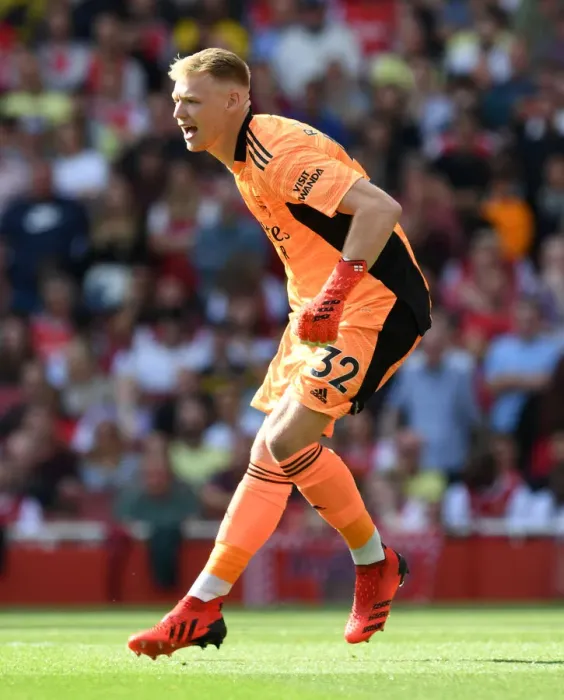 Framed Print : Arsenal's Aaron Ramsdale Making His Premier League Debut Against Norwich City at Emirates Stadium (2021-22) Framed Print : Arsenal's Aaron Ramsdale Making His Premier League Debut Against Norwich City at Emirates Stadium (2021-22)