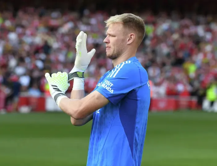 Framed Print : Arsenal's Aaron Ramsdale: Pre-Match Focus before Arsenal vs Manchester United (2023-24)