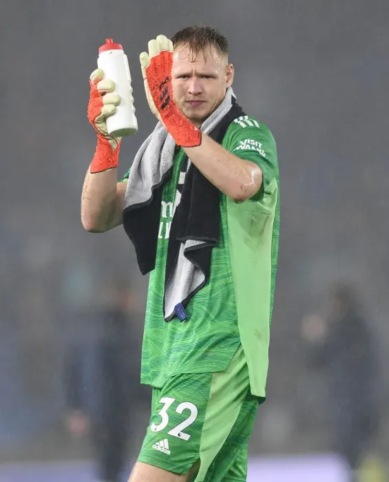 Framed Print : Arsenal's Aaron Ramsdale Taunts Fans After Brighton Victory