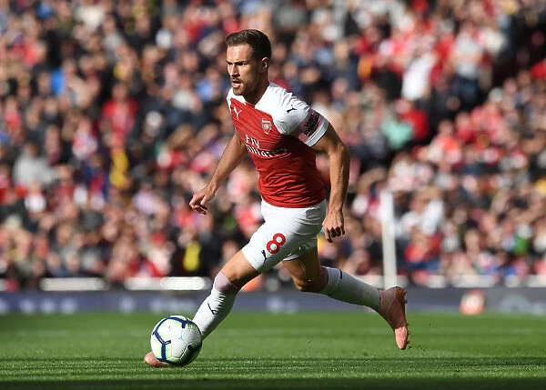 Arsenal's Aaron Ramsey in Action Against Everton - Premier League 2018-19