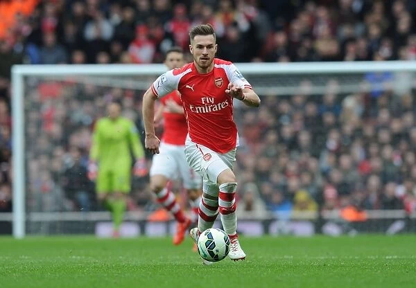 Arsenal's Aaron Ramsey in Action Against Liverpool, Premier League 2014-15