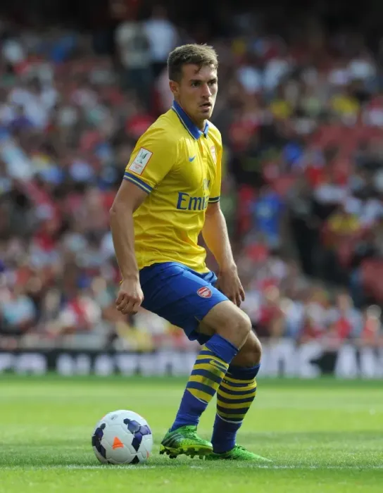 Framed Print : Arsenal's Aaron Ramsey in Action Against Napoli, Emirates Cup 2013