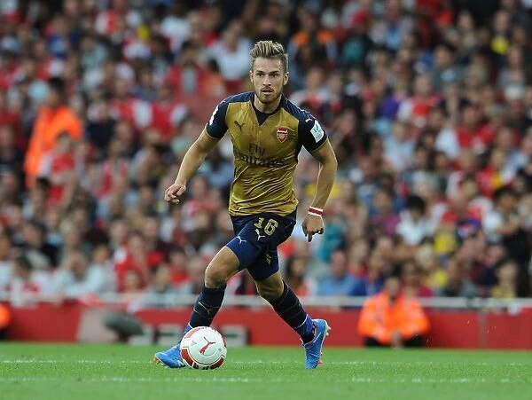 Arsenal's Aaron Ramsey in Action Against Olympique Lyonnais at Emirates Cup 2015