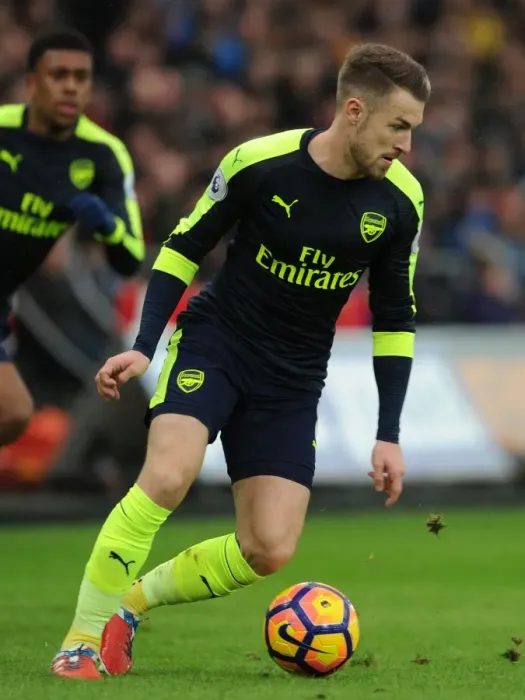 Framed Print : Arsenal's Aaron Ramsey in Action: Swansea City vs Arsenal (2016-17) Framed Print : Arsenal's Aaron Ramsey in Action: Swansea City vs Arsenal (2016-17)