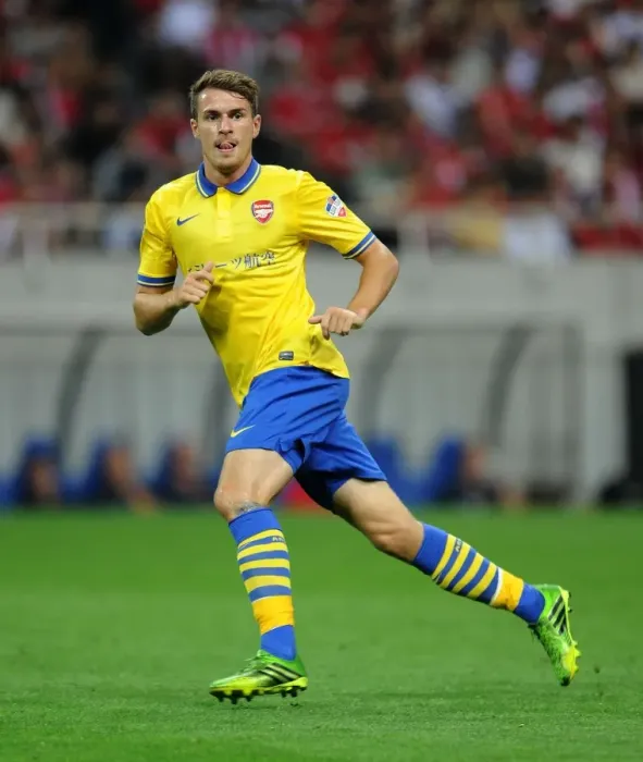 Framed Print : Arsenal's Aaron Ramsey in Action against Urawa Red Diamonds, Japan 2013 Framed Print : Arsenal's Aaron Ramsey in Action against Urawa Red Diamonds, Japan 2013