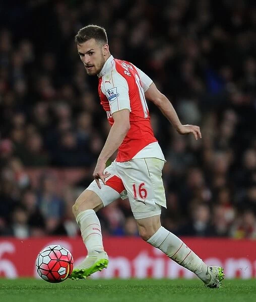 Arsenal's Aaron Ramsey in Action Against West Bromwich Albion, Premier League 2015-16