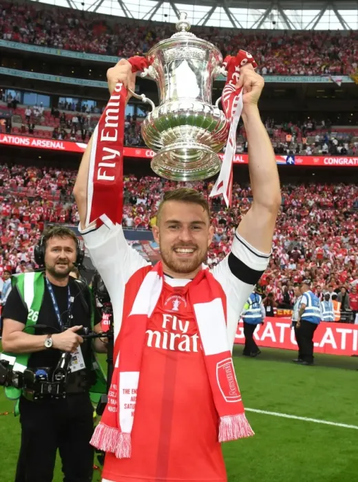 Framed Print : Arsenal's Aaron Ramsey Celebrates FA Cup Victory over Chelsea, 2017