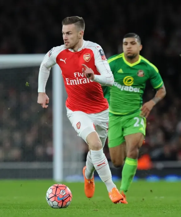 Framed Print : Arsenal's Aaron Ramsey in FA Cup Action: Arsenal vs. Sunderland (2015-16) Framed Print : Arsenal's Aaron Ramsey in FA Cup Action: Arsenal vs. Sunderland (2015-16)