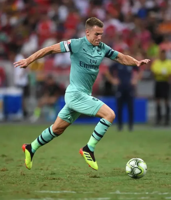Framed Print : Arsenal's Aaron Ramsey Faces Off Against Paris Saint-Germain in International Champions Cup 2018