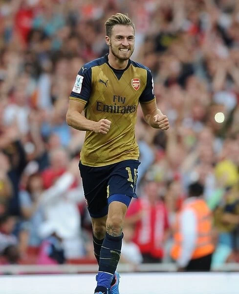Arsenal's Aaron Ramsey Nets Fourth Goal vs. Olympique Lyonnais at Emirates Cup 2015 / 16