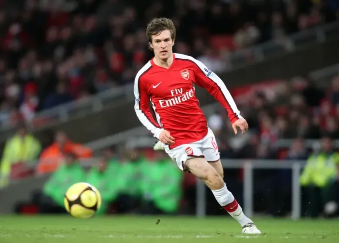 Framed Print : Arsenal's Aaron Ramsey Scores in FA Cup Victory over Plymouth Argyle (3:1), Emirates Stadium, 2009
