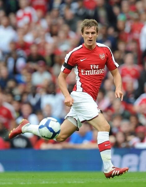 Arsenal's Aaron Ramsey Scores the Thrilling Winner Against Athletico Madrid at Emirates Cup 2009 (2:1)