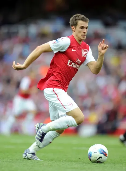 Framed Print : Arsenal's Aaron Ramsey Scores the Winner: Arsenal 1-0 Swansea City, Premier League 2011-12