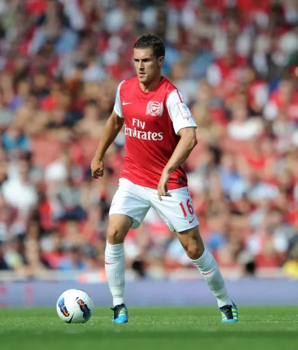Framed Print : Arsenal's Aaron Ramsey Shines in 1-1 Thriller against New York Red Bulls - Emirates Cup Day 2 (July 31, 2011)