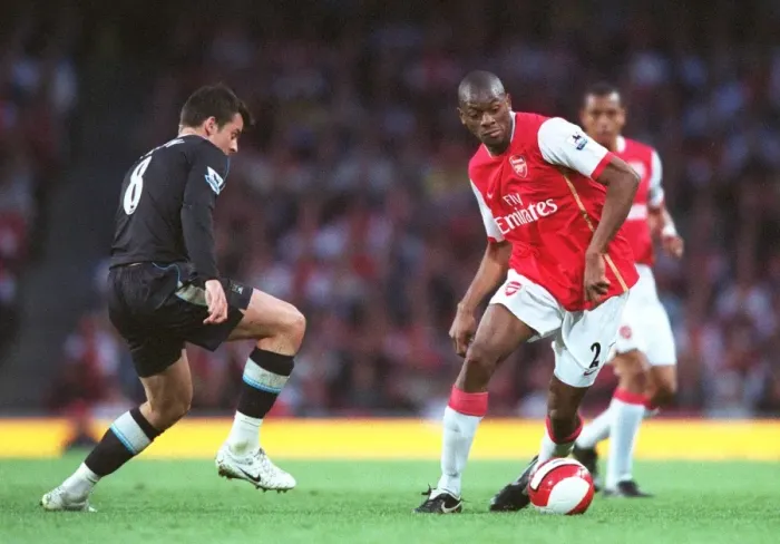Framed Print : Arsenal's Abou Diaby and Joey Barton Clash in Intense FA Premiership Rivalry: Arsenal 3-1 Manchester City, Emirates Stadium, 17 / 4 / 07 Framed Print : Arsenal's Abou Diaby and Joey Barton Clash in Intense FA Premiership Rivalry: Arsenal 3-1 Manchester City, Emirates Stadium, 17 / 4 / 07
