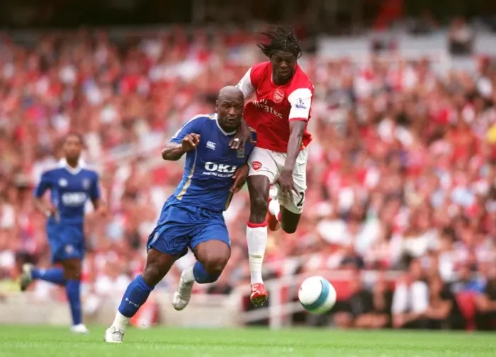 Framed Print : Arsenal's Adebayor Scores Twice in 3:1 Victory over Pamarot's Portsmouth in Barclays Premier League Framed Print : Arsenal's Adebayor Scores Twice in 3:1 Victory over Pamarot's Portsmouth in Barclays Premier League