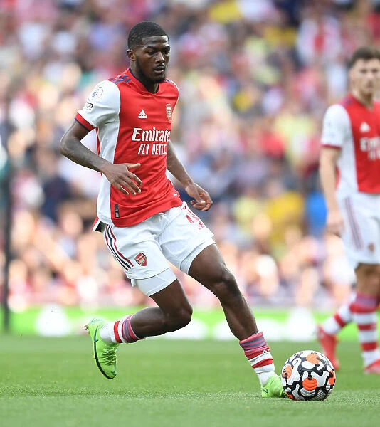 Arsenal's Ainsley Maitland-Niles in Action against Norwich City (2021-22)