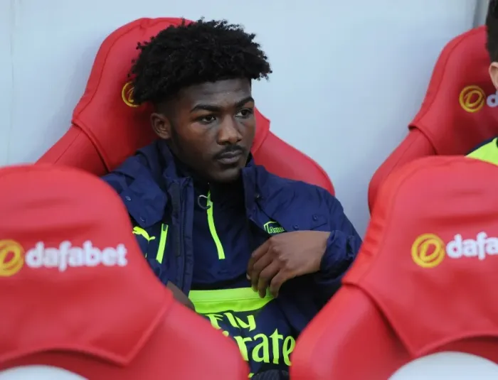 Framed Print : Arsenal's Ainsley Maitland-Niles Before Sunderland Clash (2016-17) Framed Print : Arsenal's Ainsley Maitland-Niles Before Sunderland Clash (2016-17)
