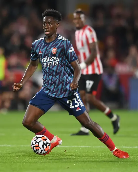 Framed Print : Arsenal's Albert Sambi Lokonga in Action against Brentford in 2021-22 Premier League