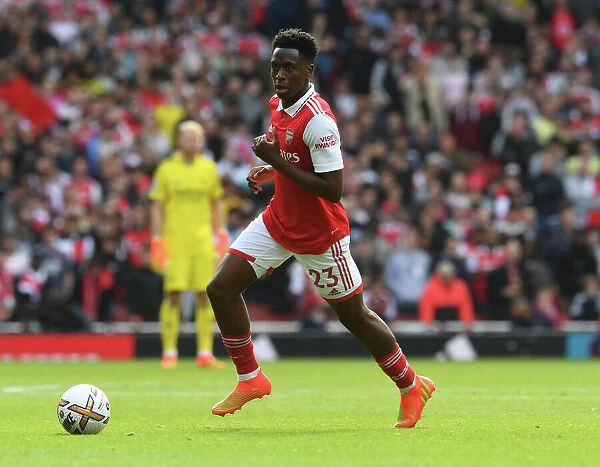 Arsenal's Albert Sambi Lokonga Goes Head-to-Head with Tottenham in the 2022-23 Premier League Showdown